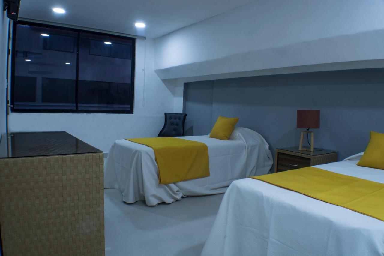 Malecon Rooms Y Hotel サントドミンゴ エクステリア 写真