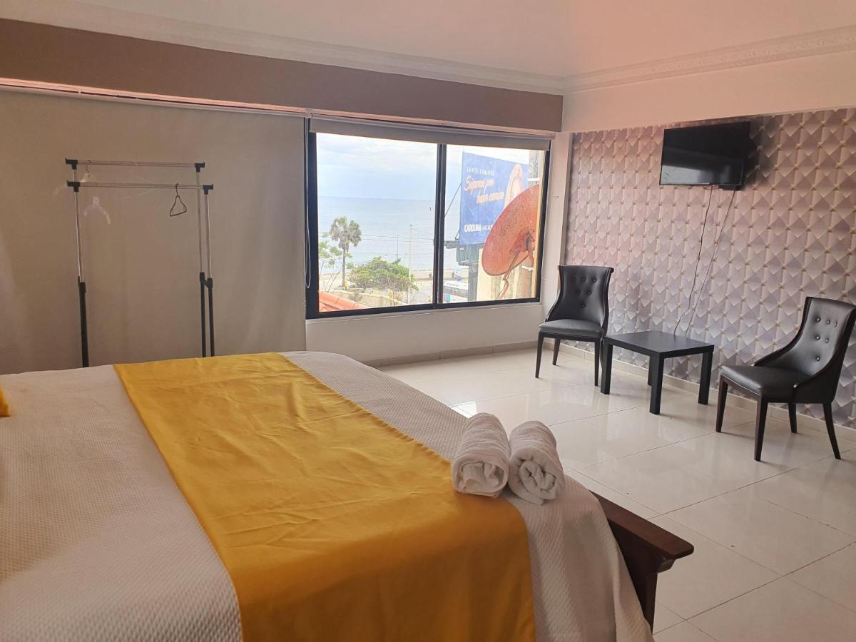 Malecon Rooms Y Hotel サントドミンゴ エクステリア 写真