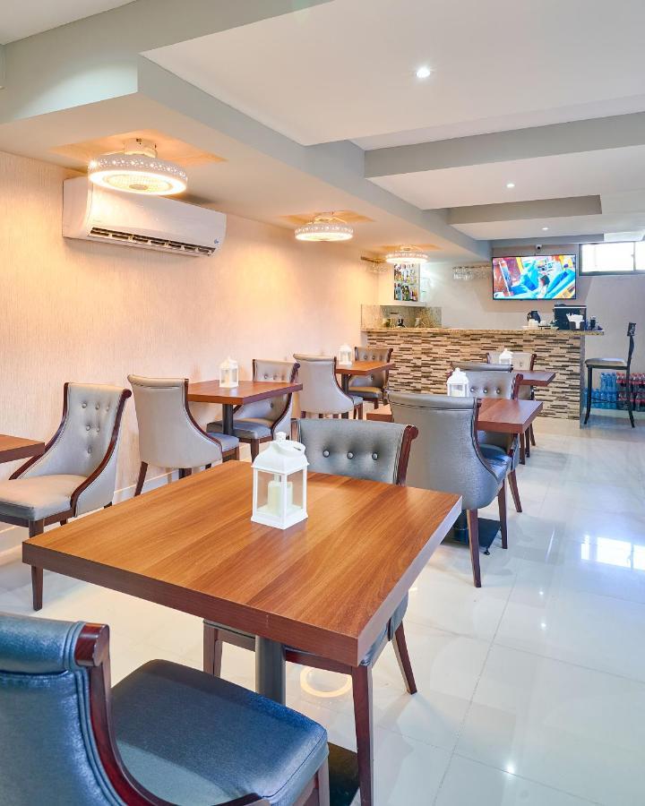 Malecon Rooms Y Hotel サントドミンゴ エクステリア 写真