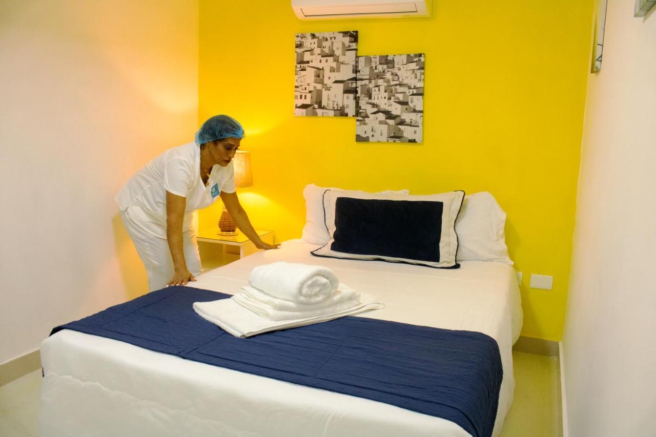 Malecon Rooms Y Hotel サントドミンゴ エクステリア 写真