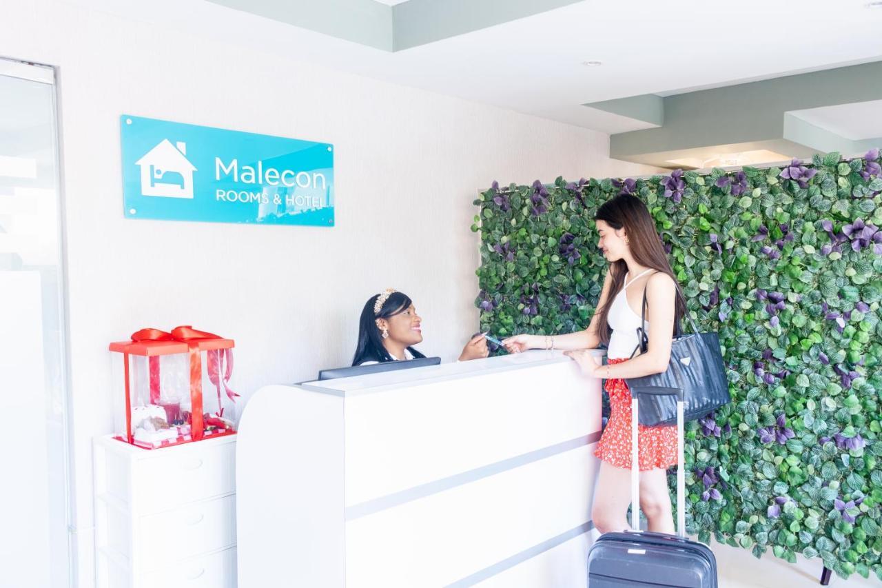 Malecon Rooms Y Hotel サントドミンゴ エクステリア 写真