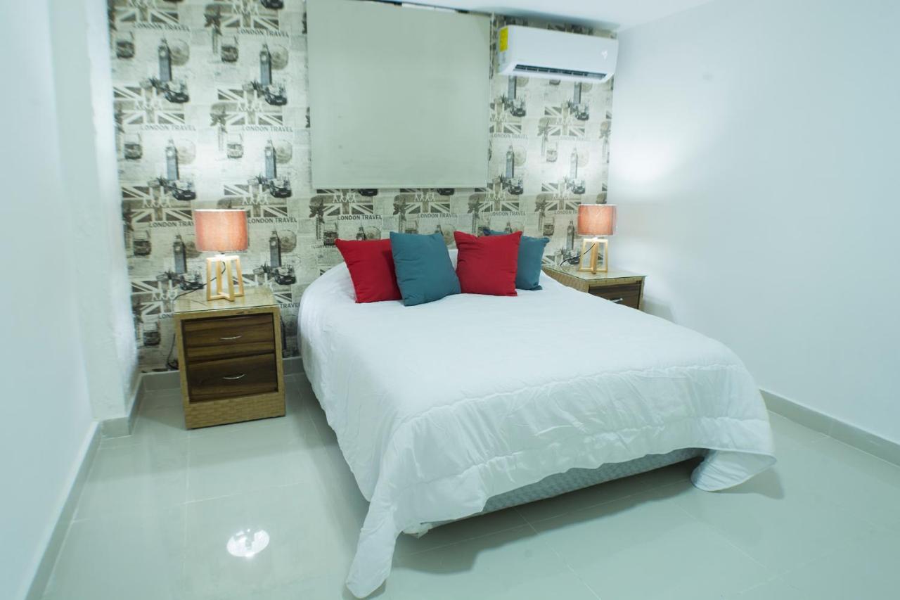 Malecon Rooms Y Hotel サントドミンゴ エクステリア 写真