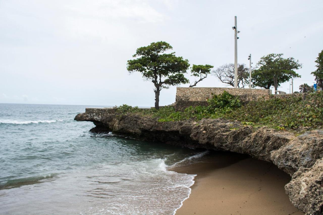 Malecon Rooms Y Hotel サントドミンゴ エクステリア 写真